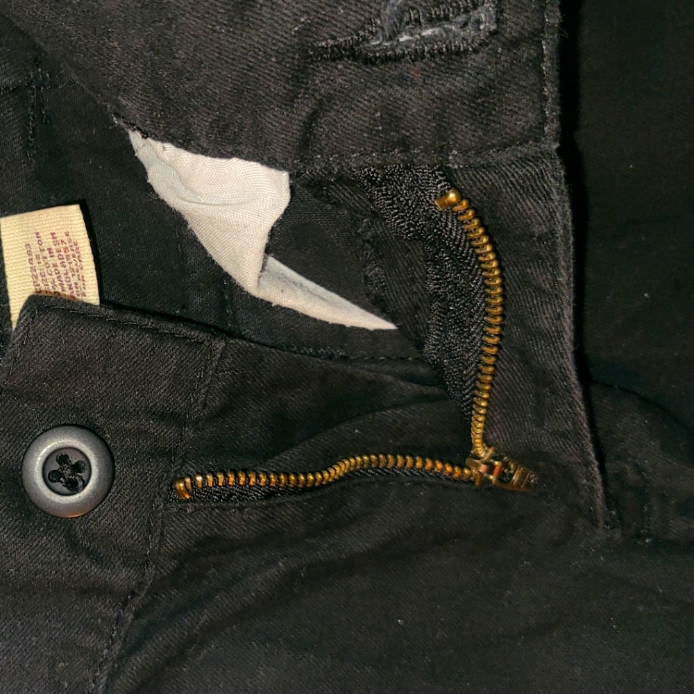 Agile boy black cargo shorts size 12